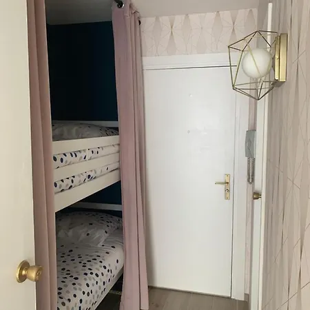 Lumineux En Bord De Avec Parking * 아르카숑